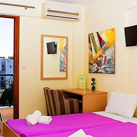 Anthena Ξενοδοχείο με διαμερίσματα Σκιάθος Πόλη