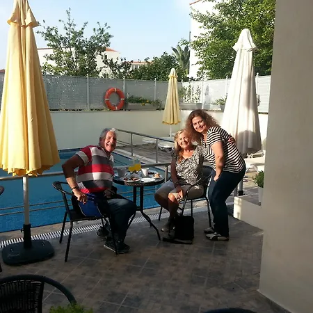 Anthena Ξενοδοχείο με διαμερίσματα Σκιάθος Πόλη