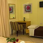 Apart Otel Anthena 4*