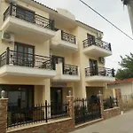 Apart Otel Anthena 4*