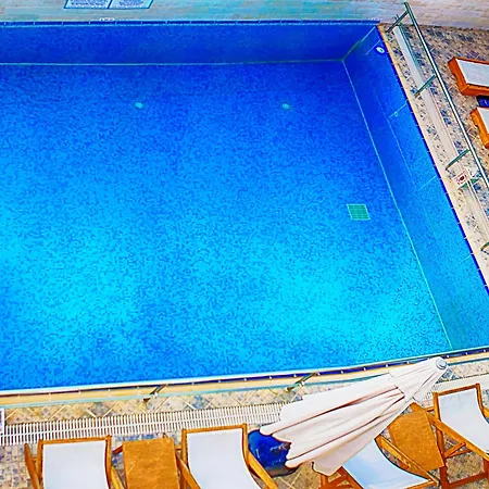 Apartahotel Anthena
