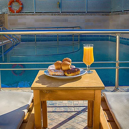 Apartahotel Anthena