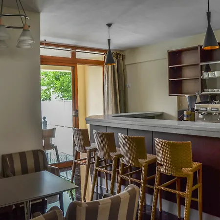 Aparthotel Anthena Skiathos-stad