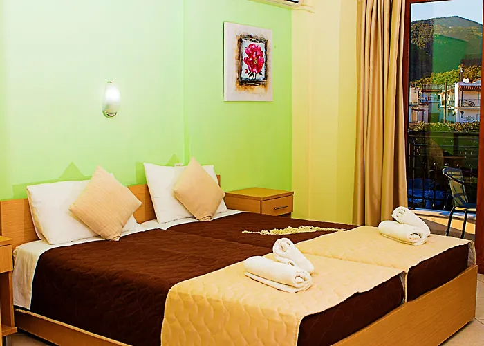 Aparthotel Anthena Skiathos Town