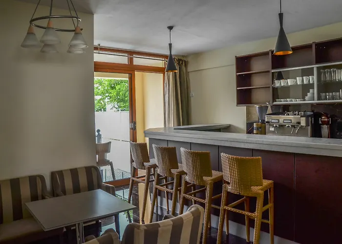 Aparthotel Anthena Skiathos Town