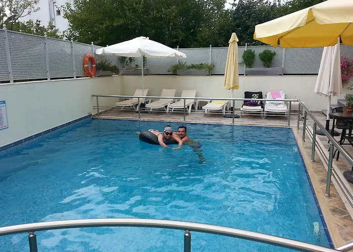 Aparthotel Anthena Skiathos Town